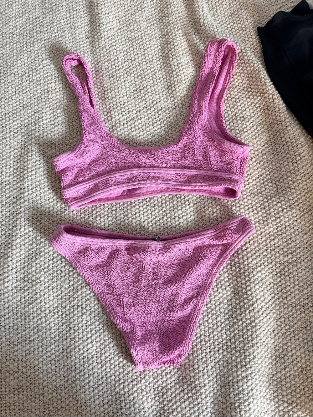 Love and Bikinis Textured Scoop Bralette with Cutout - Pink - Picture 5 of 6